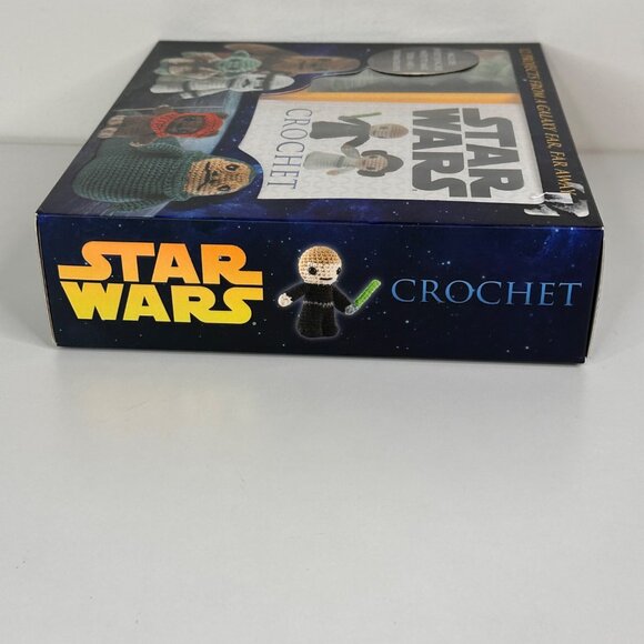 Star Wars Crochet Kit With 12 Step-By-Step Patterns Yoda and Stormtrooper - Picture 5 of 11